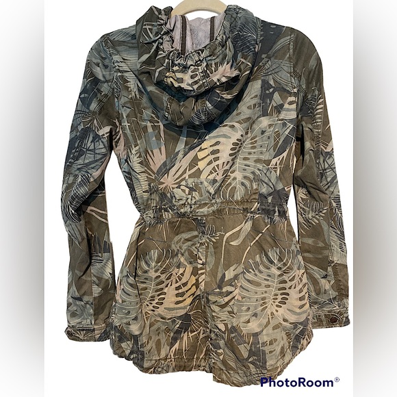 ONLY Green Tropical Hooded Jacket, size XS - Picture 4 of 4